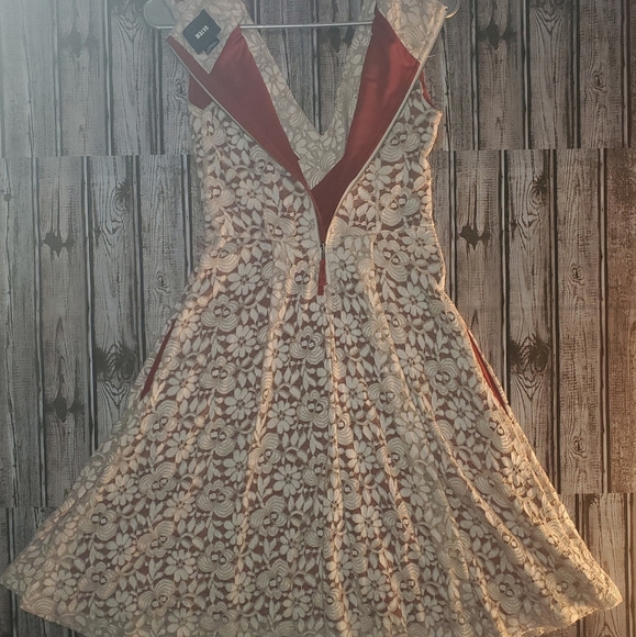 Anthropologie White/Red Maeve Lace Dress - Picture 7 of 7